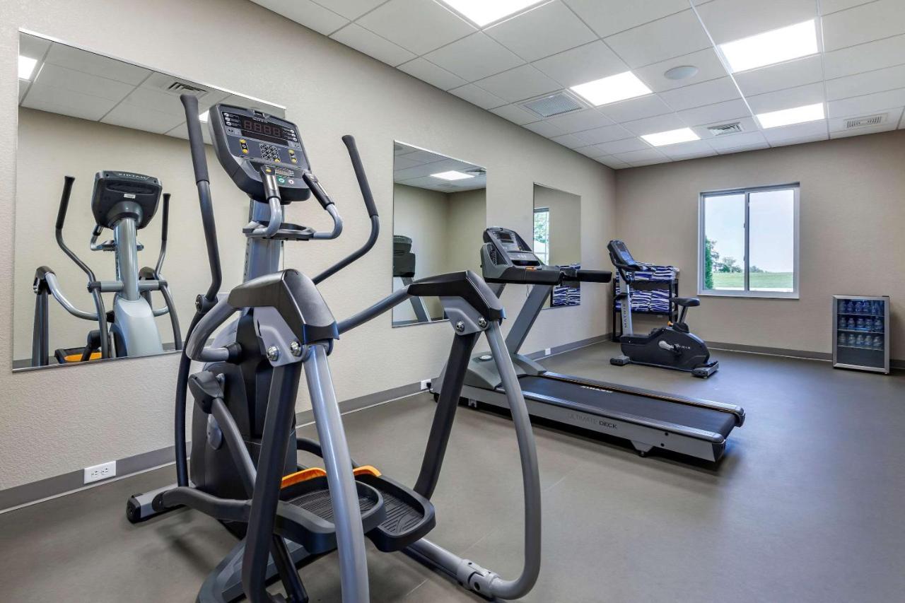 Sleep Inn & Suites Lancaster-Platteville Экстерьер фото