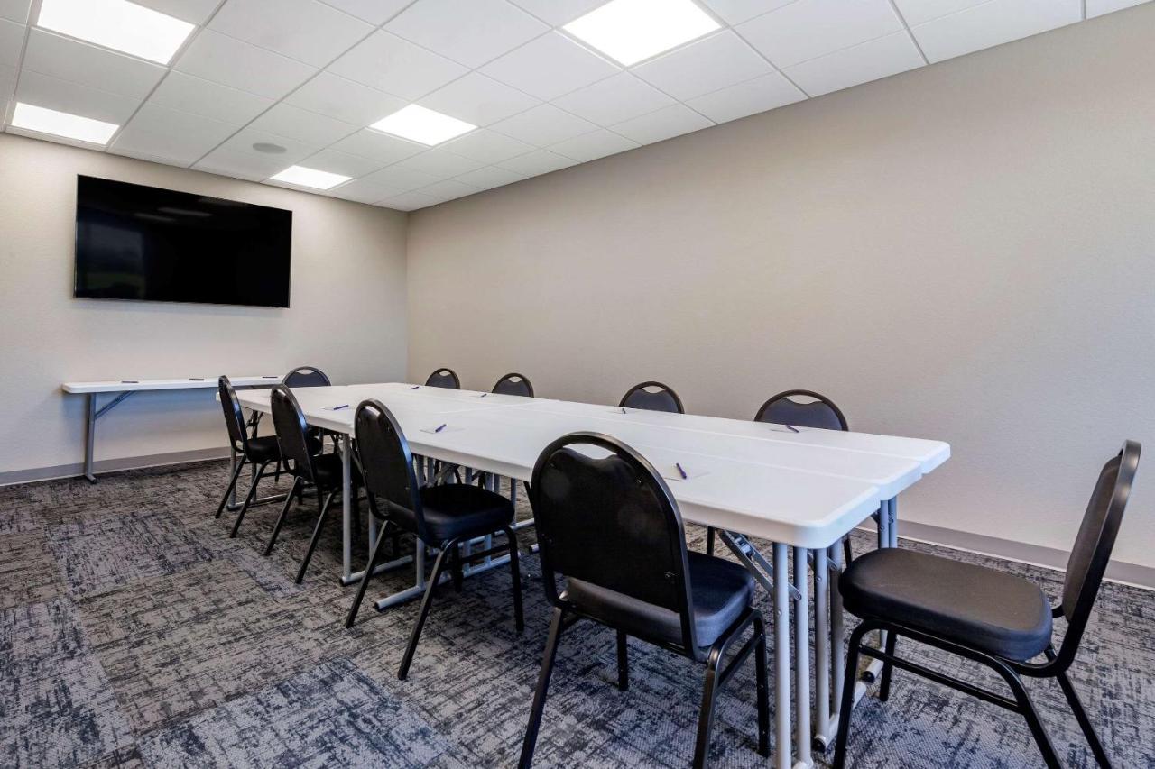 Sleep Inn & Suites Lancaster-Platteville Экстерьер фото